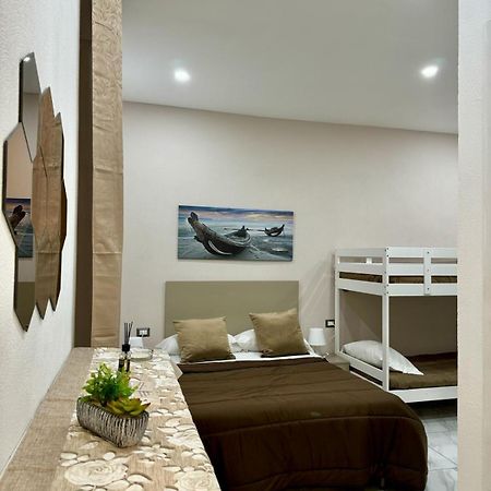 Toledo Terminal Center Apartment Naples Exterior photo