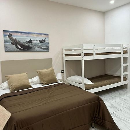 Toledo Terminal Center Apartment Naples Exterior photo