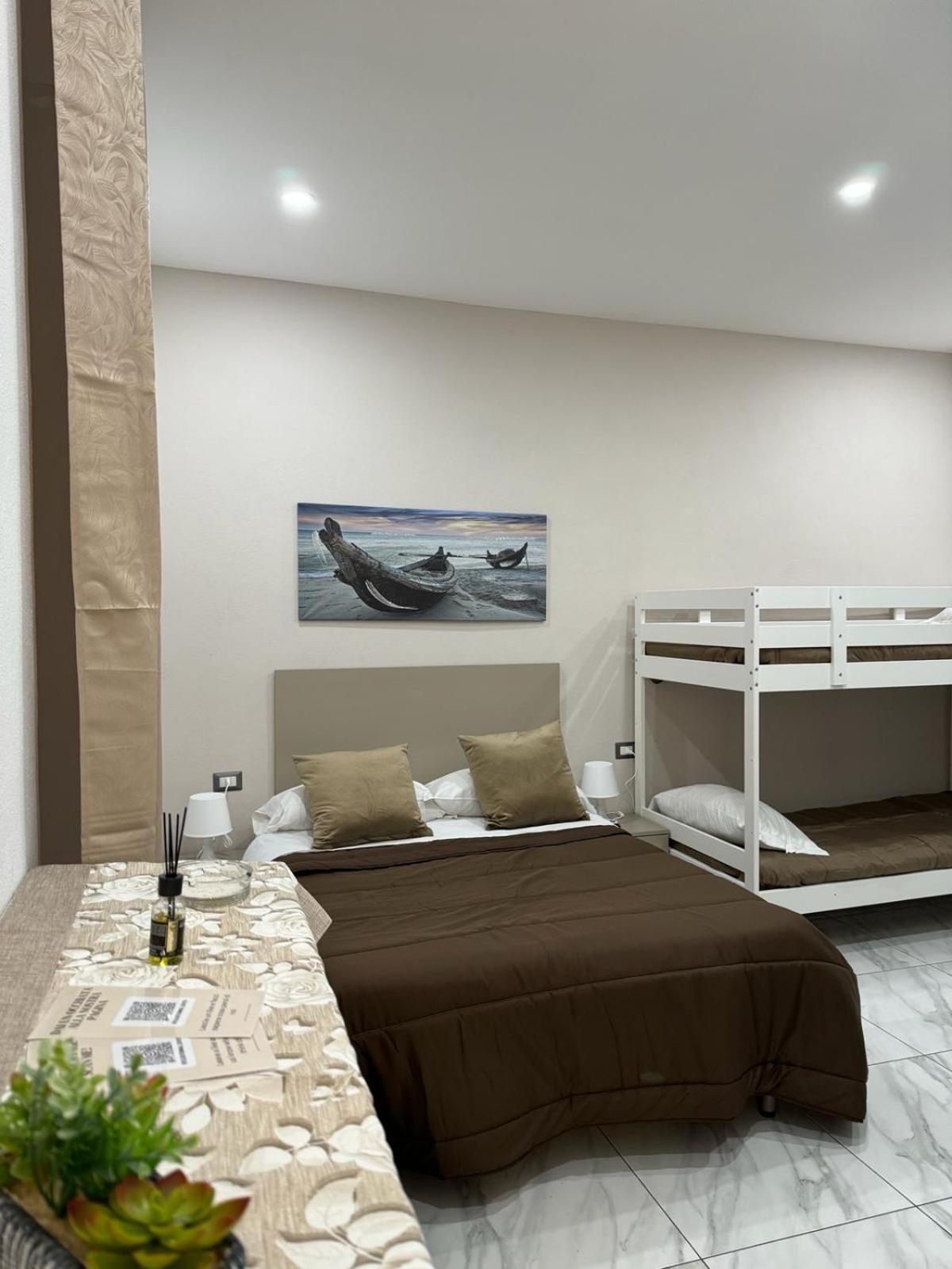 Toledo Terminal Center Apartment Naples Exterior photo